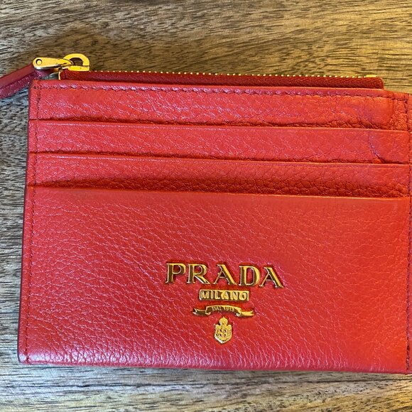 Prada red leather Moire and Saffiano card holder with gold-tone hardware - Picture 1 of 10